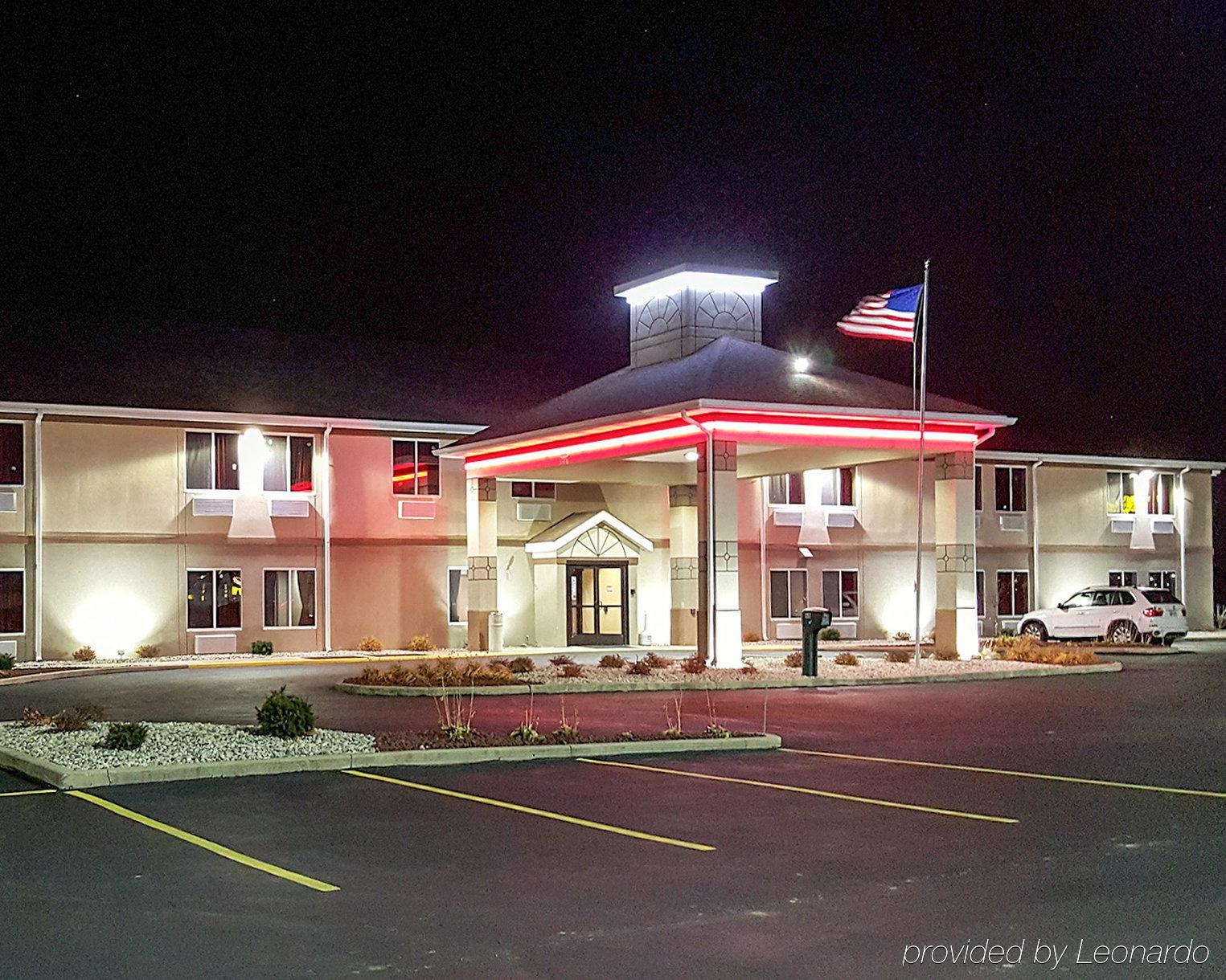 Econo Lodge Shelbyville Exterior photo